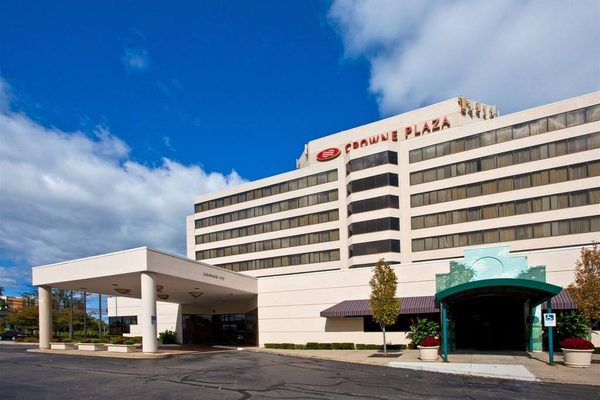 Crowne Plaza Auburn Hills by IHG — Property