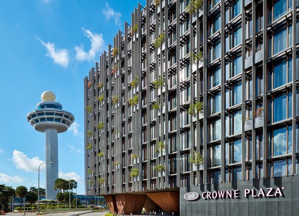 Crowne Plaza Changi Airport By IHG Singapore — Property