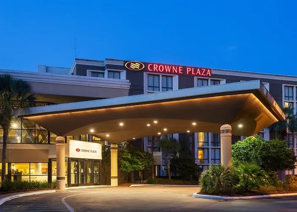 Crowne Plaza Jacksonville Airport I 95N by IHG Jacksonville Florida — Property