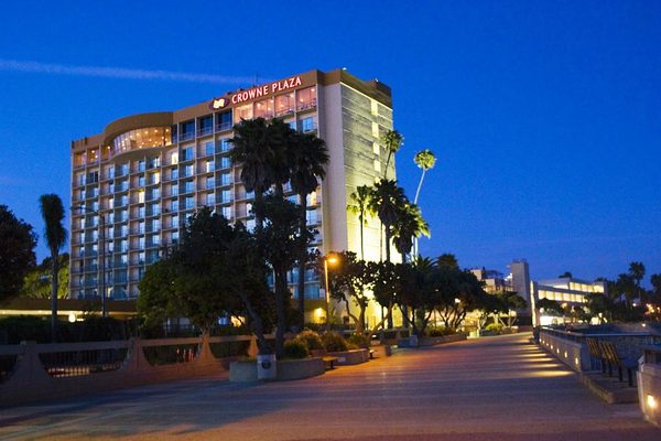 Crowne Plaza Ventura Beach By IHG Ventura California — Property