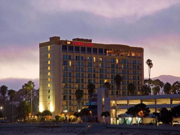 Crowne Plaza Ventura Beach By IHG Ventura California — Property