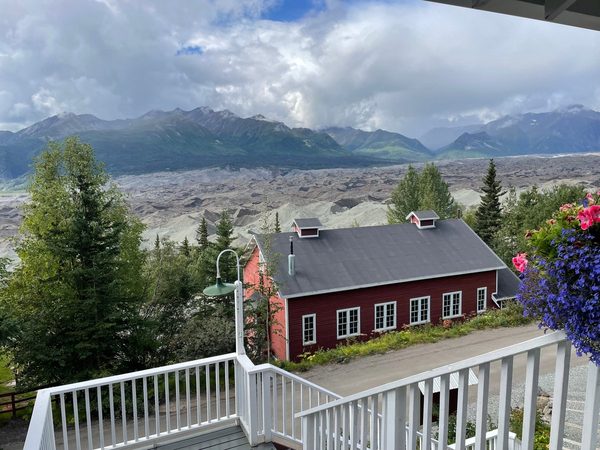 Currant Ridge — Property