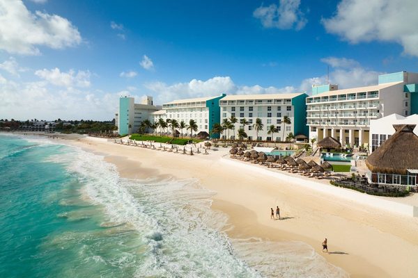 Cyan Cancun Hotel Spa — Property