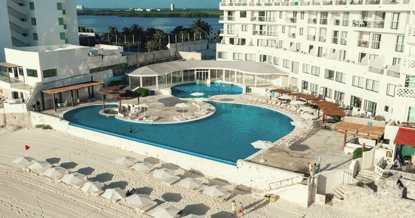 Cyan Cancun Hotel Spa — Property