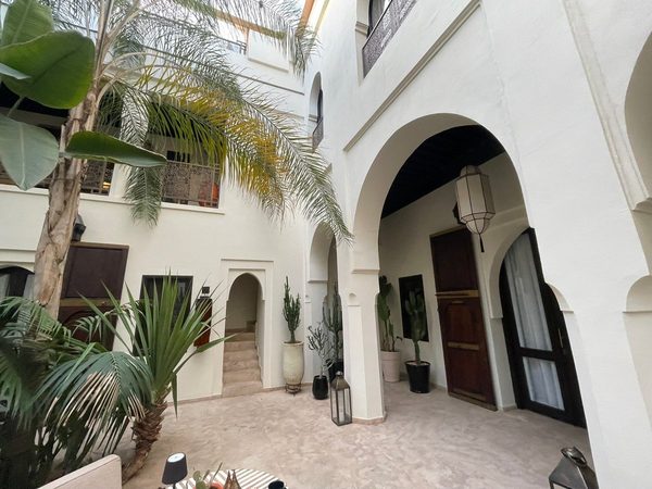 Dar Kandi — Property