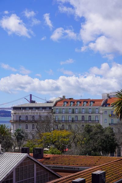 Dare Lisbon River — Property