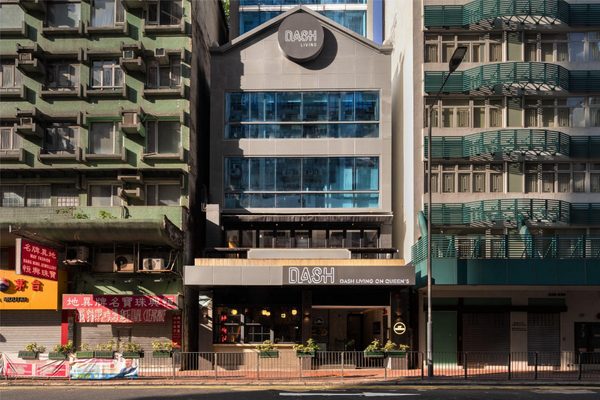Dash Living On Queen s — Property
