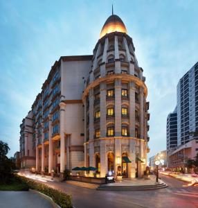 Davis Bangkok — Property