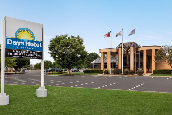 Days Hotel by Wyndham Allentown Airport Lehigh Valley — Property