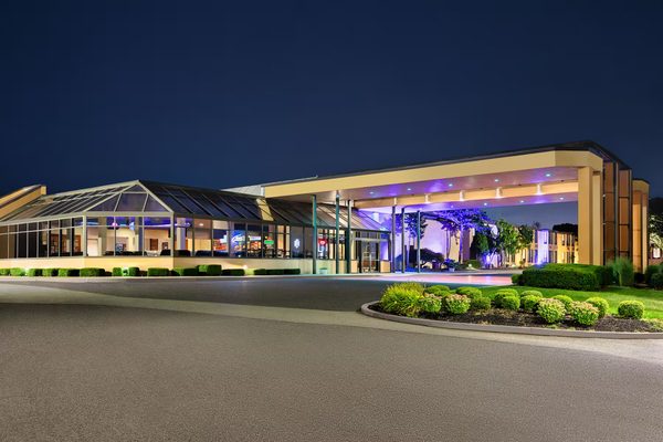 Days Hotel by Wyndham Allentown Airport Lehigh Valley — Property