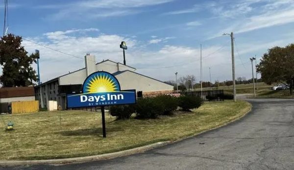 Days Inn and Suites Caseyville — Property