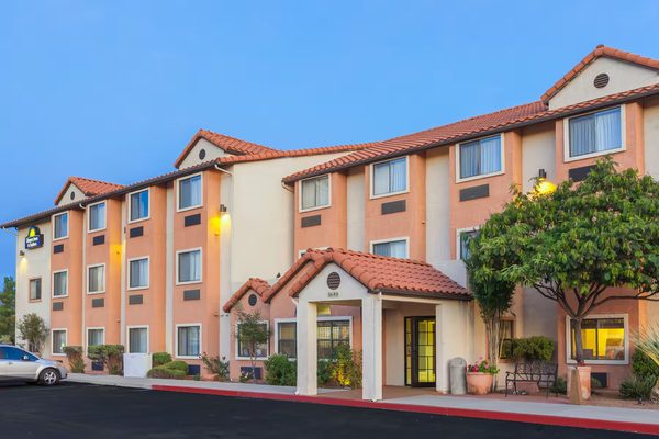 Days Inn By Wyndham Camp Verde Arizona — Property