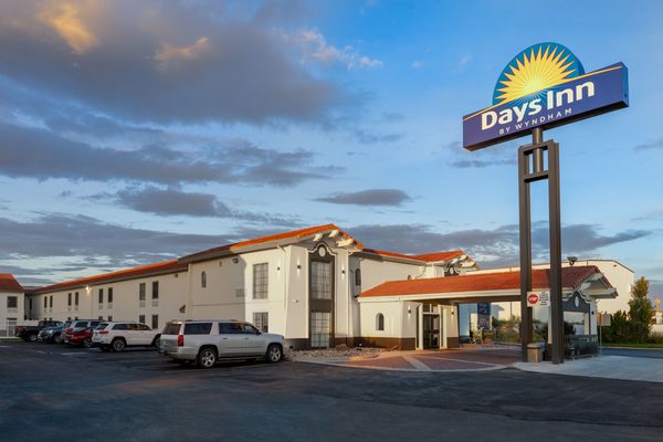 Days Inn by Wyndham Casper — Property