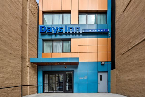 Days Inn By Wyndham Chinatown New York City New York — Property