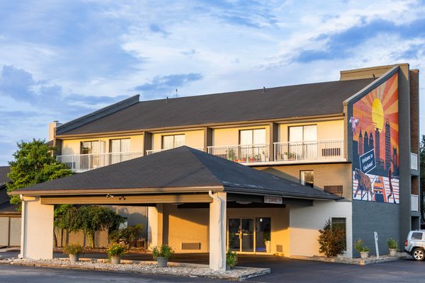 Days Inn by Wyndham Cincinnati East — Property