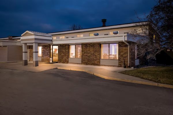 Days Inn by Wyndham Fond du Lac — Property