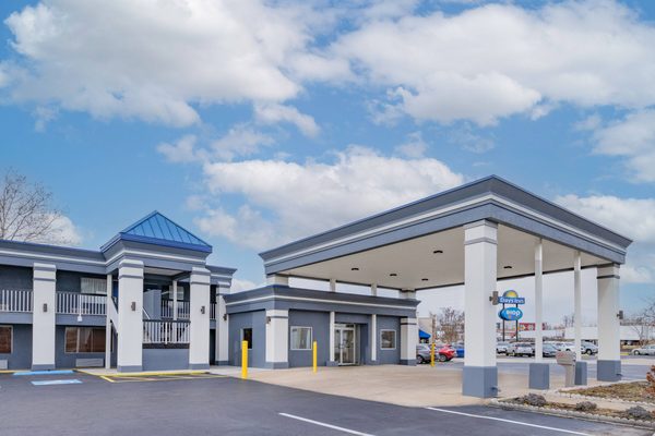 Days Inn by Wyndham Fredericksburg North — Property