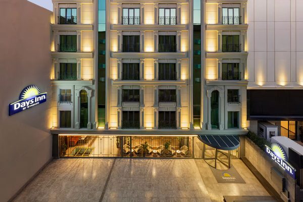 Days Inn By Wyndham Istanbul Bomonti Istanbul — Property