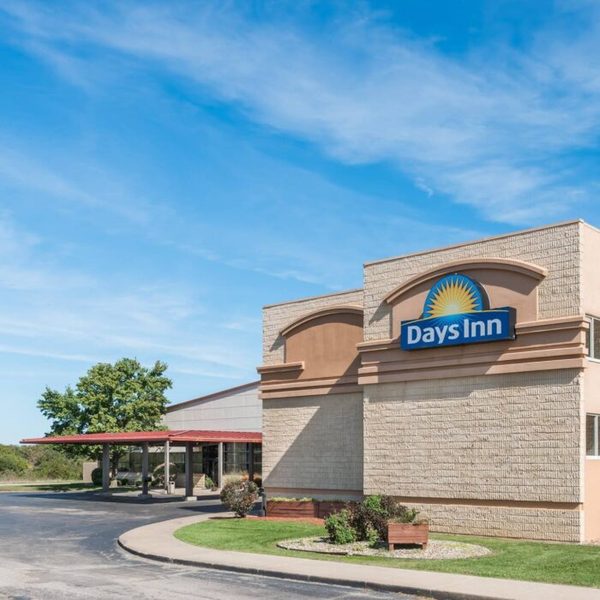 Days Inn by Wyndham Kirksville — Property