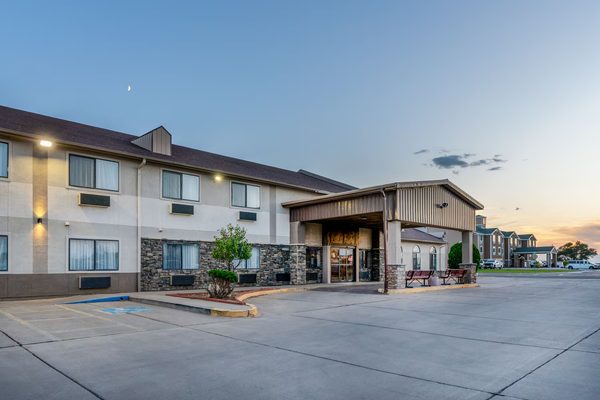 Days Inn by Wyndham Lamar — Property