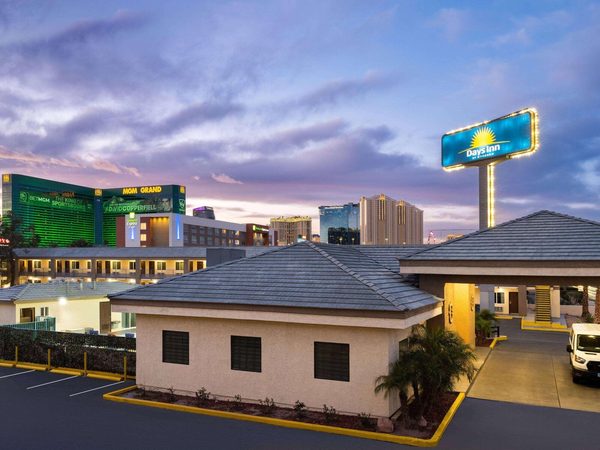 Days Inn by Wyndham Las Vegas Airport Near the Strip Las Vegas Nevada — Property