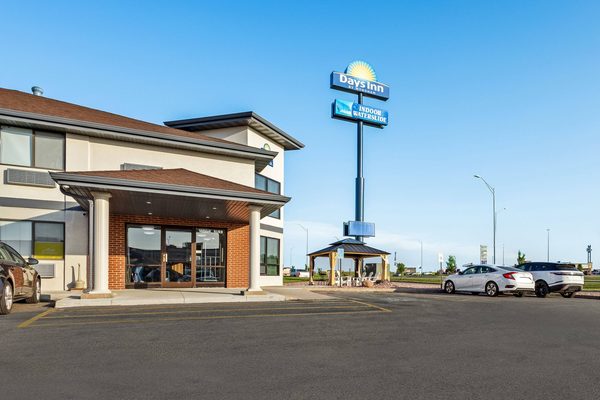 Days Inn by Wyndham Mitchell SD — Property