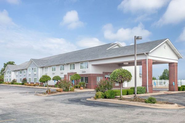 Days Inn by Wyndham Mountain Home Mountain Home Arkansas — Property