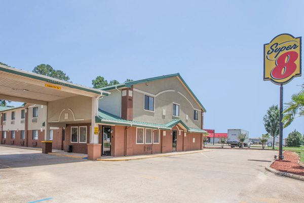 Days Inn by Wyndham Natchitoches — Property