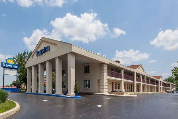 Days Inn by Wyndham Newark Wilmington — Property