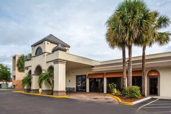Days Inn By Wyndham Orlando Conv Center International Dr Orlando Florida — Property