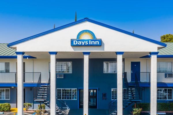 Days Inn by Wyndham Red Bluff — Property