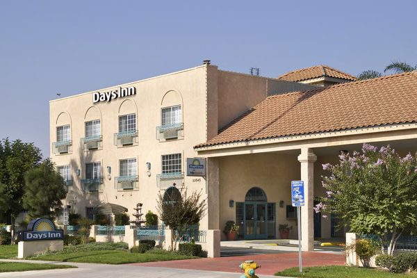 Days Inn by Wyndham Riverside Tyler Mall — Property