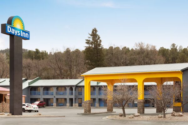 Days Inn by Wyndham Ruidoso Downs — Property