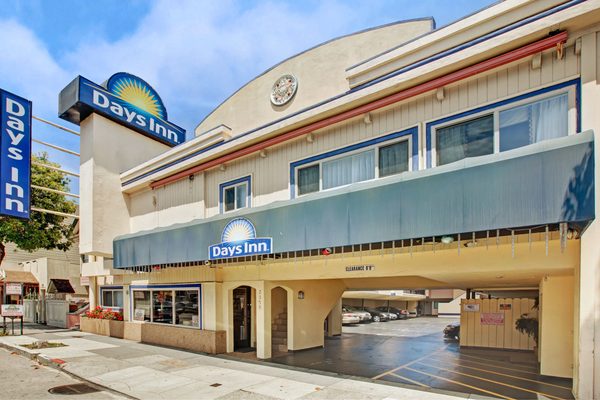 Days Inn by Wyndham San Francisco Lombard — Property