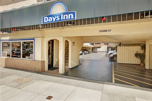 Days Inn by Wyndham San Francisco Lombard — Property