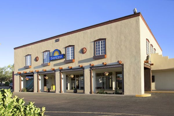 Days Inn By Wyndham Santa Fe New Mexico — Property