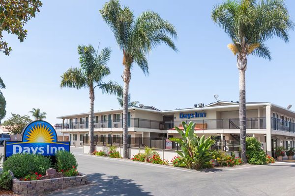 Days Inn by Wyndham Santa Maria — Property