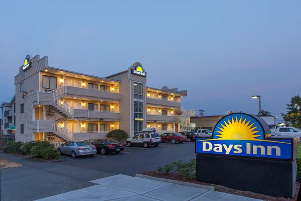 Days Inn by Wyndham Seattle Aurora — Property