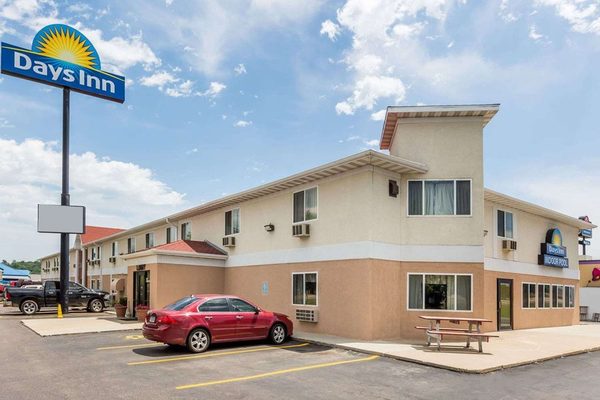 Days Inn by Wyndham Sioux City — Property
