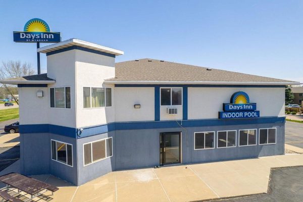 Days Inn by Wyndham Sioux City — Property