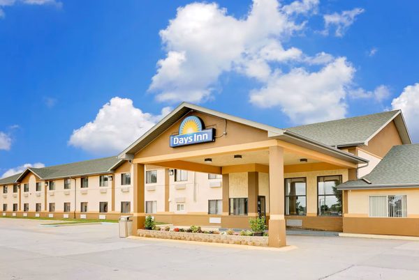 Days Inn by Wyndham Sioux City — Property