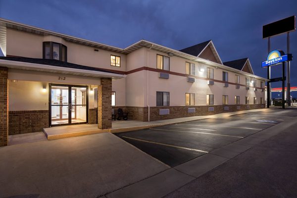 Days Inn by Wyndham Wall — Property