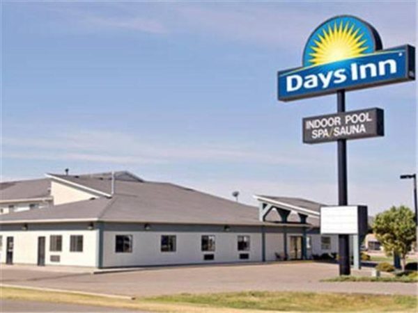 Days Inn by Wyndham Watertown — Property