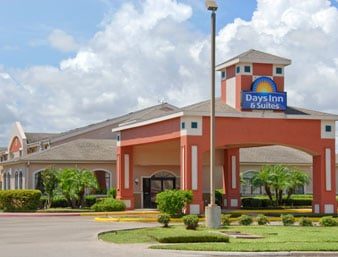 Days Inn Suites by Wyndham Corpus Christi Central — Property