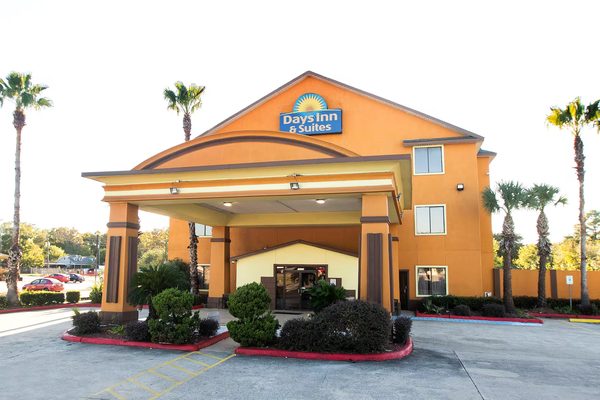 Days Inn Suites by Wyndham Houston North Aldine — Property