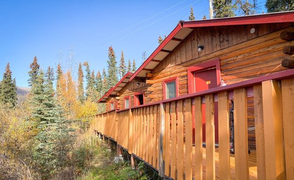 Denali Crow s Nest Cabins — Property