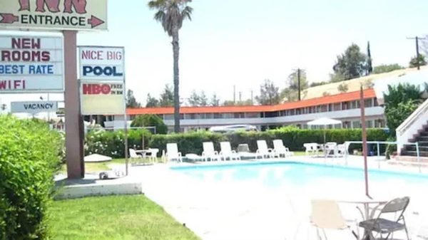 Desert Inn Motel — Property
