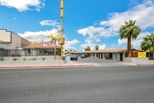 Desert Moon Motel Las Vegas Nevada — Property