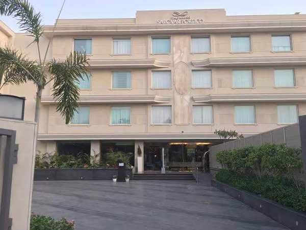 Deventure Sarovar Portico Kapashera — Property