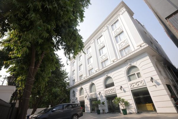 Deventure Sarovar Portico Patel Nagar New Delhi — Property